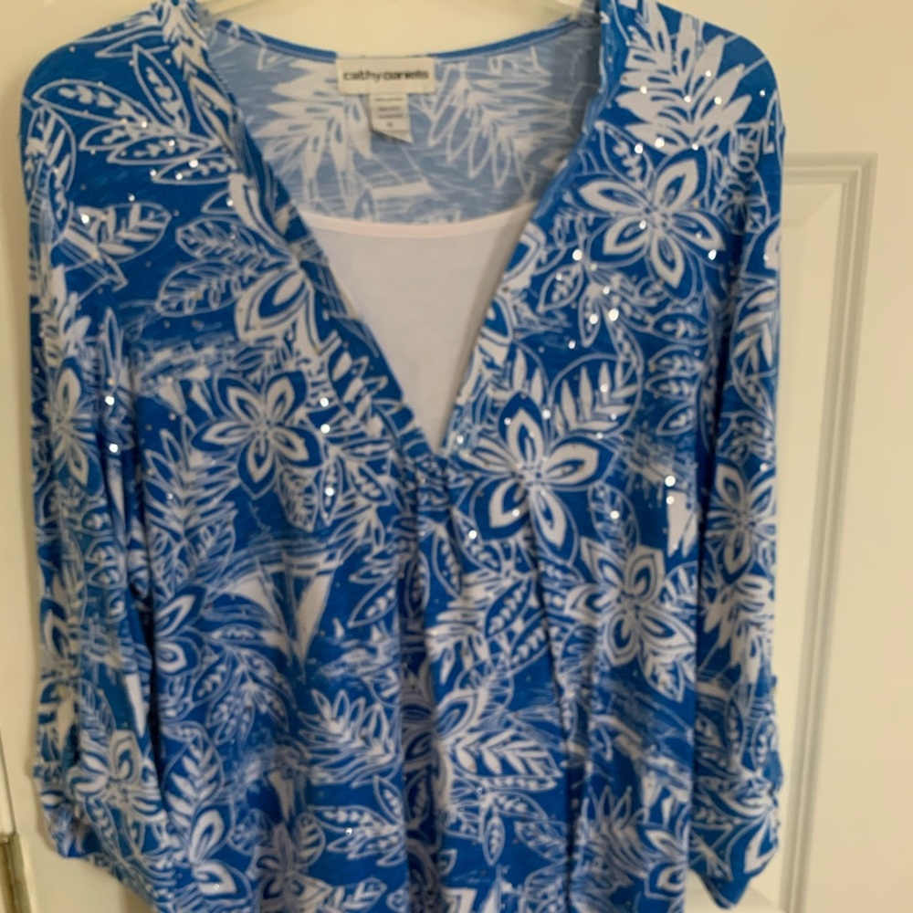 Blue and white top